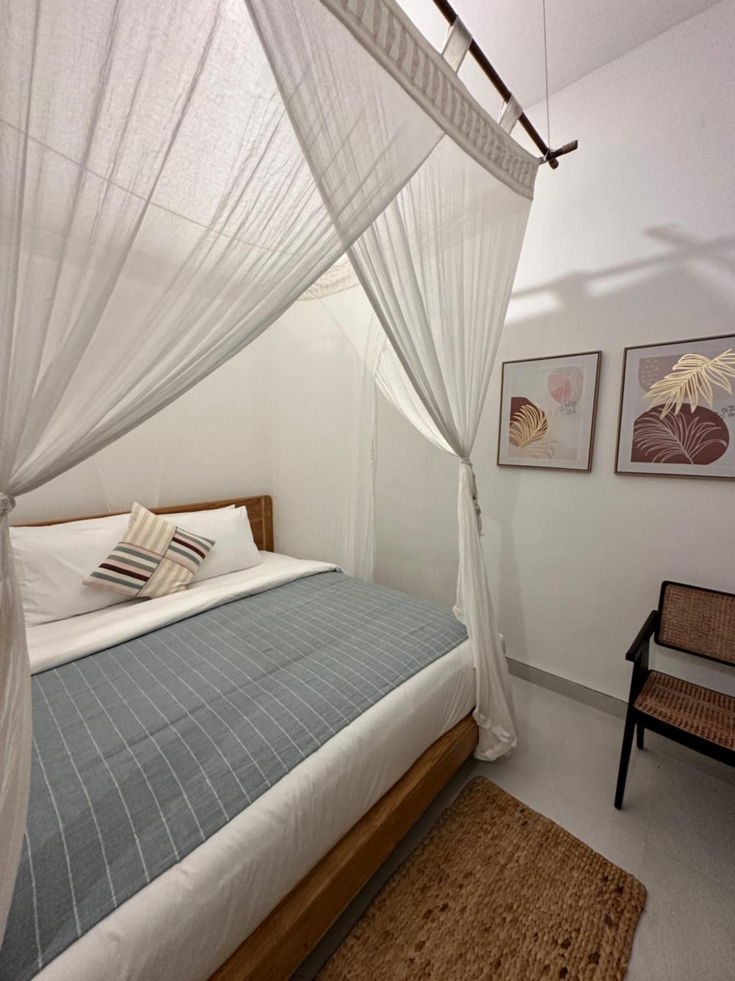Three Palms Surf & Stay Medewi Airsatang Екстер'єр фото