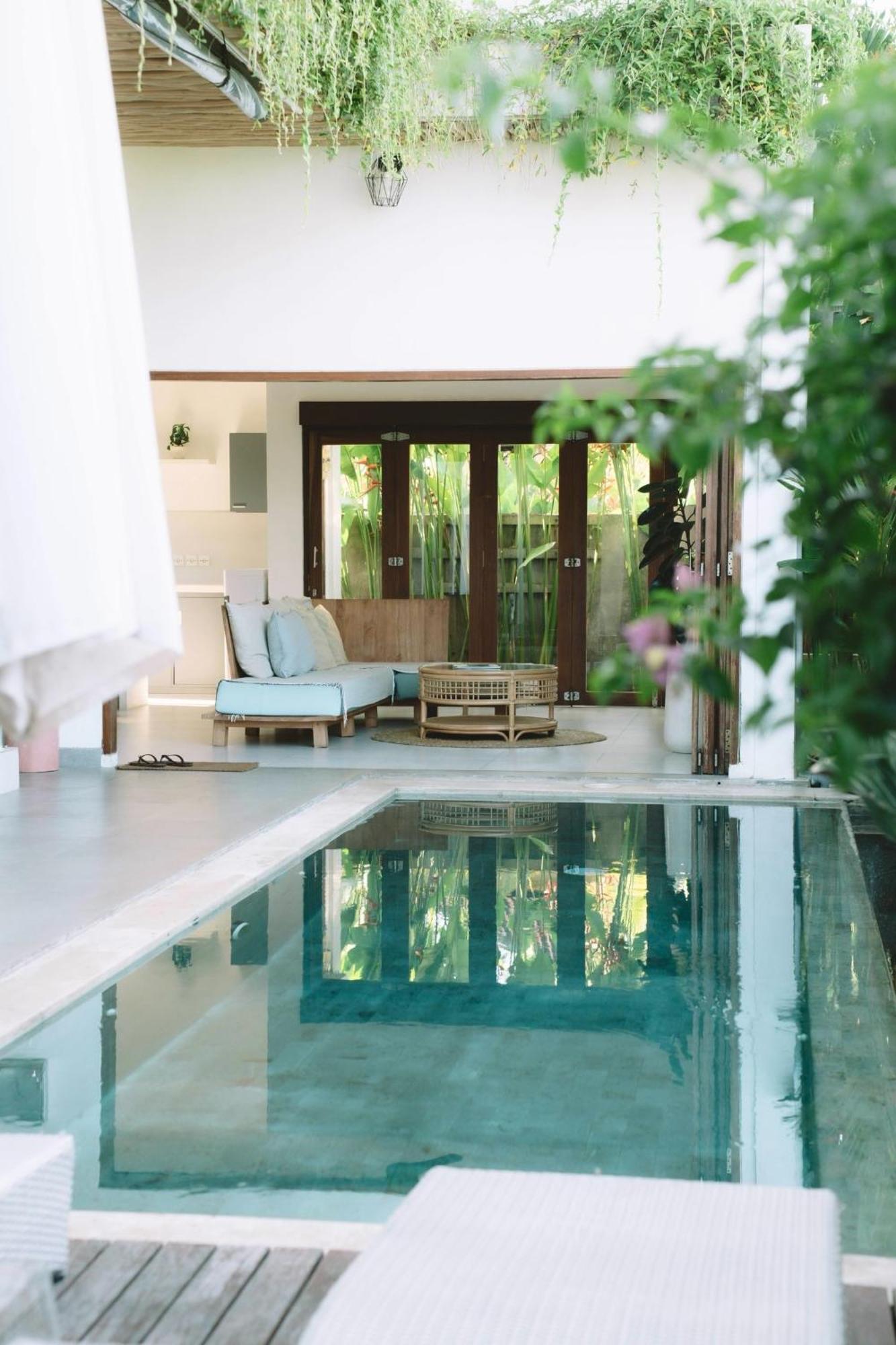 Three Palms Surf & Stay Medewi Airsatang Екстер'єр фото